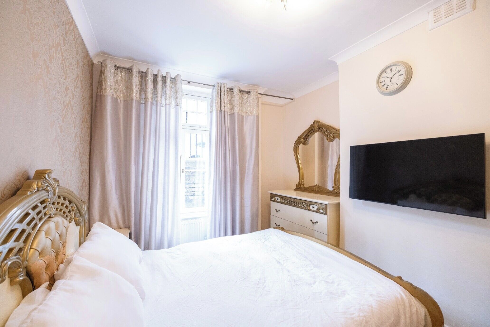 Apartment | 2 bedrooms, free WiFi, bed sheets
