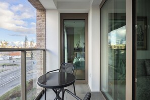 Comfort Apartment, Balcony, City View | Individually decorated, individually furnished, soundproofing -  LILY APART - Rooftop Terrace Apartments by the Shipyard (Gdansk)