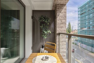 Comfort Studio Suite, Balcony, City View | Balcony