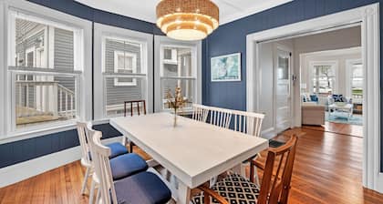 3BR Oceanview Townhouse on Boulevard I Walk to downtown l Sleeps 8
