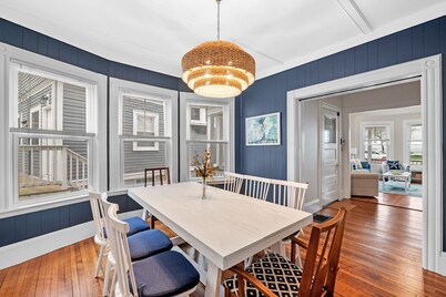 3BR Oceanview Townhouse on Boulevard I Walk to downtown l Sleeps 8
