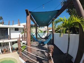 Property grounds - Room in front of the pool + Breakfast -Bacalar (Bacalar)