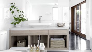 Haartrockner, Handtücher