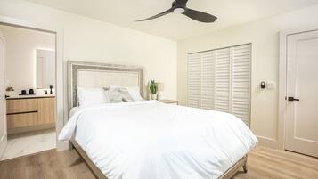 2 bedrooms, desk, iron/ironing board, travel cot