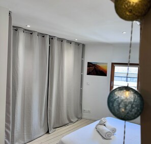 1 quarto, ferros/tábuas de passar roupa, Wi-Fi, roupa de cama