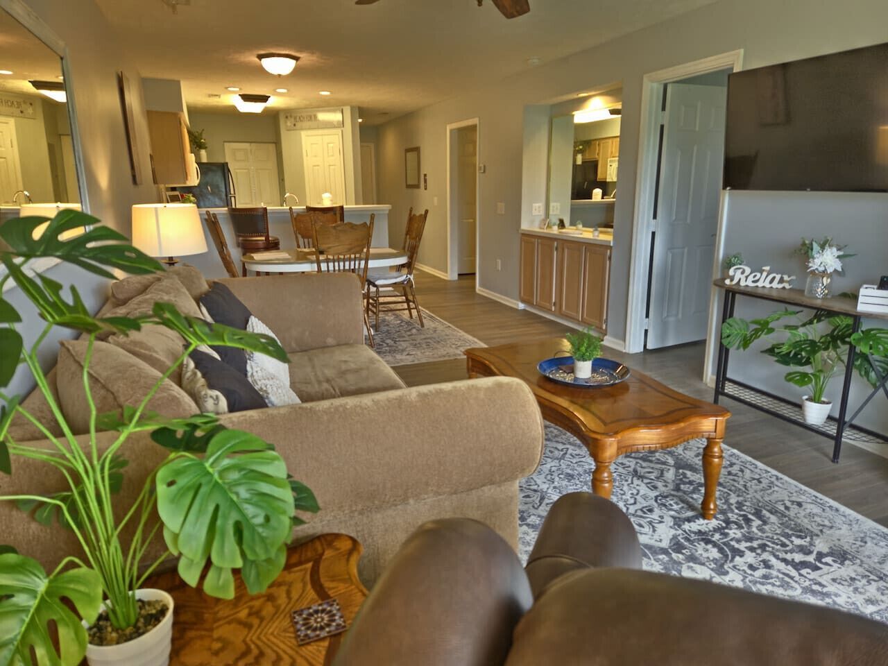 Una Smart TV, libros