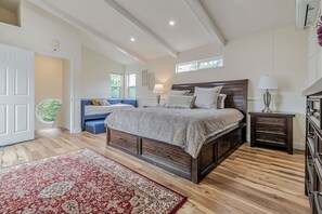 4 habitaciones, escritorio, tabla de planchar con plancha y wifi gratis