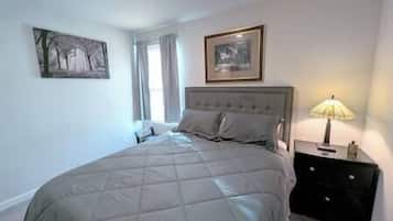 4 chambres, fer et planche à repasser, Wi-Fi gratuit, draps fournis