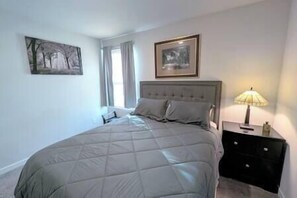 4 bedrooms, iron/ironing board, free WiFi, bed sheets