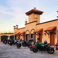 Fachada de la propiedad