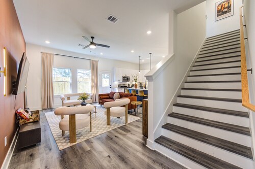 3 Bed, 2.5 Bath, 15 Minutes from Downtown, 2-Car Garage, and Gated Community