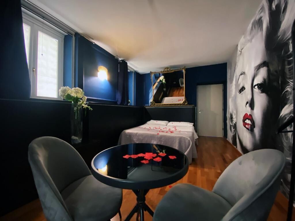 Junior Triple Room, 1 Queen Bed with Sofa bed | Free WiFi