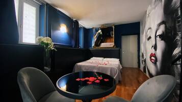 Junior Triple Room, 1 Queen Bed with Sofa bed | Free WiFi