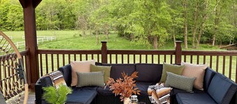 HeatedPool-Sauna-Karaoke-SunkenFirepit-GameBarn