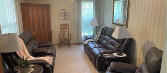 Sunset Place - 3-bedroom house in Waynesville Fort Leonard wood - Pool Table