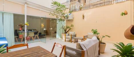 Apartment, Smoking | 3 bedrooms