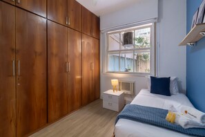 Apartment, Smoking | 3 bedrooms