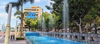 Apartamento de 2 habitaciones en Puerto Santa Ana Centro Turistico de Guayaquil