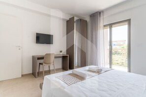 1 bedroom, travel crib, WiFi, bed sheets