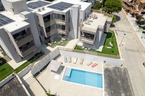 Exterior - Holiday home ELEA is the 2025 novelty that will give you a holiday in Pineto but with the charm of a new modern construction, fresh and designed with all the comforts. The Aura apartment has a large living room with kitchenette and sofa bed at the entran (Pineto)