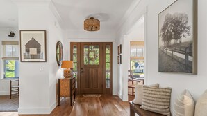 Living area - Relax, Work, or Play — Your Saratoga Springs Retreat for the Track Season! (Saratoga Springs)