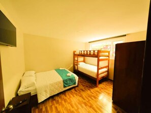 Habitación Confort con 1 cama doble o 2 individuales, vistas al valle | Cortinas opacas y wifi gratis
