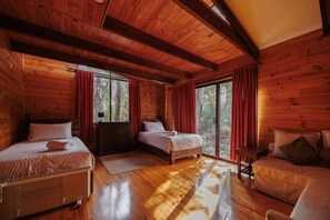 3 Schlafzimmer, Bügeleisen/Bügelbrett, kostenloses WLAN, Bettwäsche