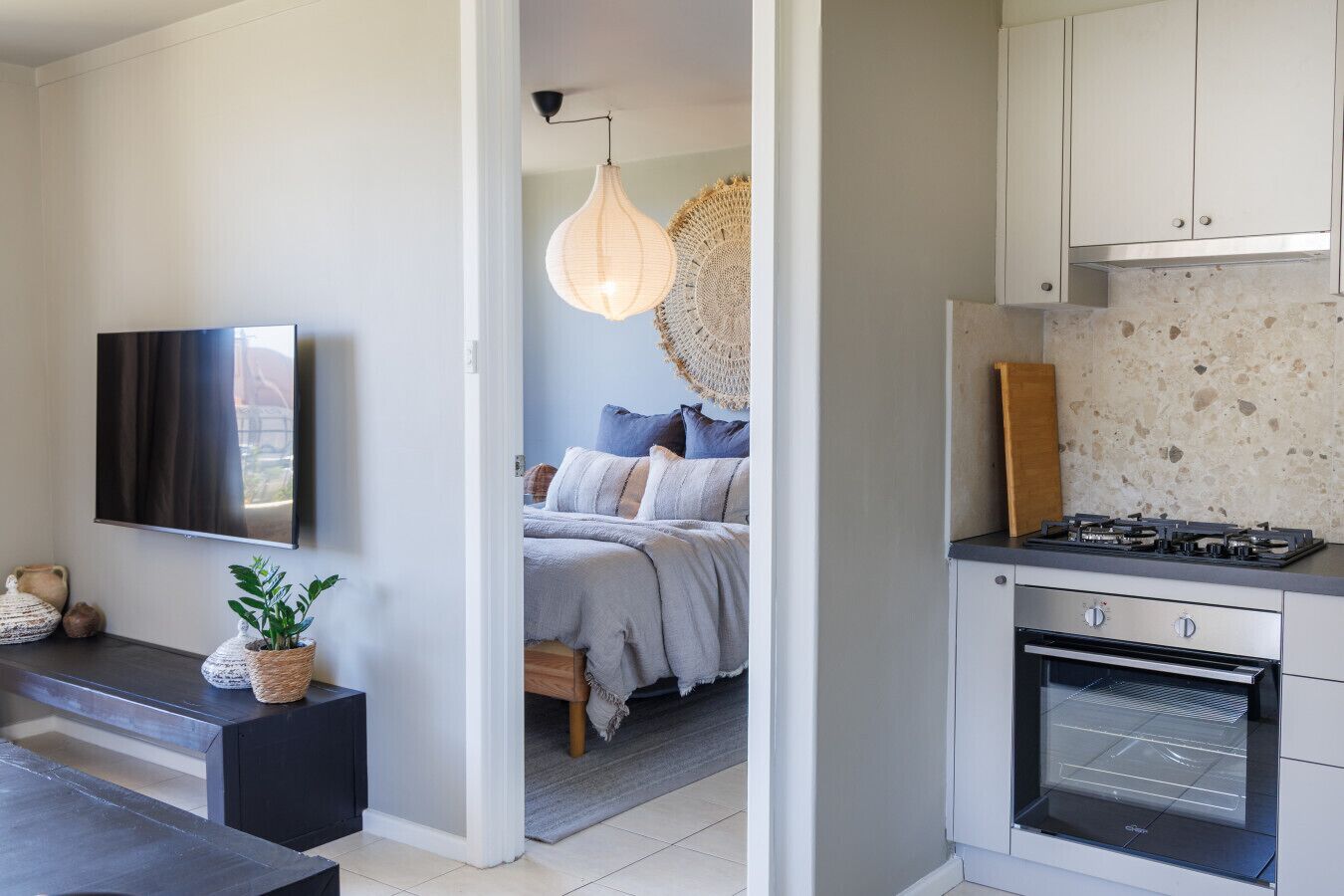 1 habitación, escritorio, tabla de planchar con plancha y wifi gratis 