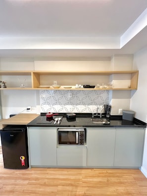Traditional Studio | Private kitchen