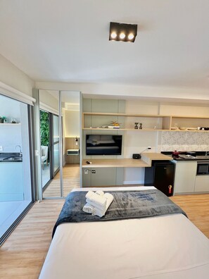 Estudi tradicional | 1 dormitori i wifi gratuïta 