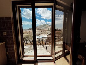 Premium bedding, individually furnished, desk, blackout drapes