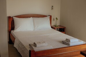Deluxe Triple Room, Balcony, Sea View | Premium bedding, individually furnished, desk, blackout drapes - Boutique Hotel Moonstar (Budva)