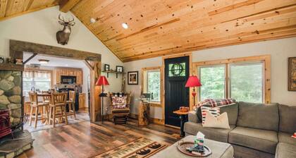 Cozy Lil Red Cabin; Water Frontage, Dog Friendly!