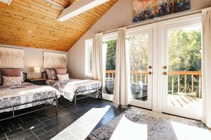 3 Schlafzimmer, Bügeleisen/Bügelbrett, Reisekinderbett, WLAN