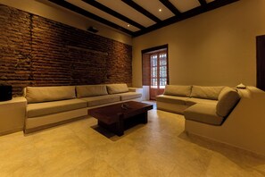 Living area - NEW HOUSE IN HISTORICAL CENTER (Cartagena de Indias)