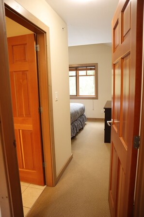 4 Schlafzimmer, kostenloses WLAN, Bettwäsche