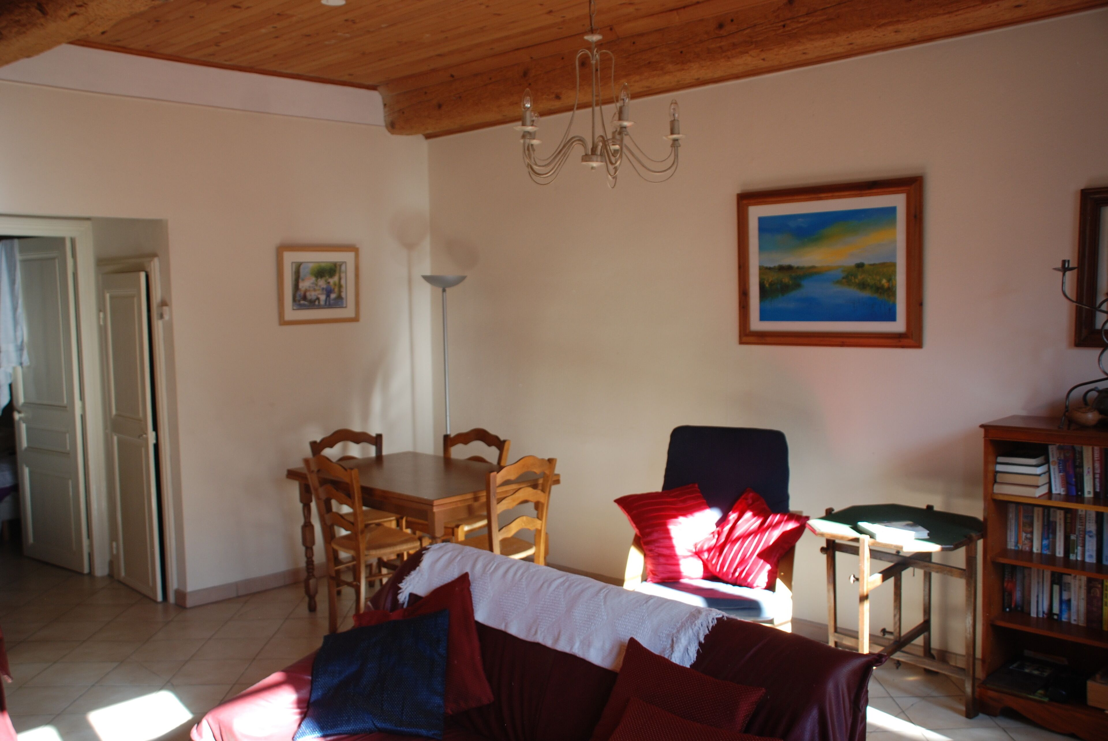 Spacious Apartment With Roof Terrace. Enjoy Cycling, Hiking, Water Sports, Wine. - Quillan