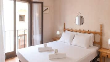 1 sovrum och sängkläder