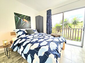 2 dormitorios, tabla de planchar con plancha, wifi y ropa de cama