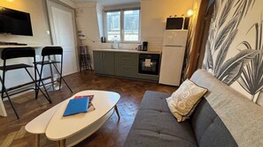 TV - Appartement central avec balcon (Arras)