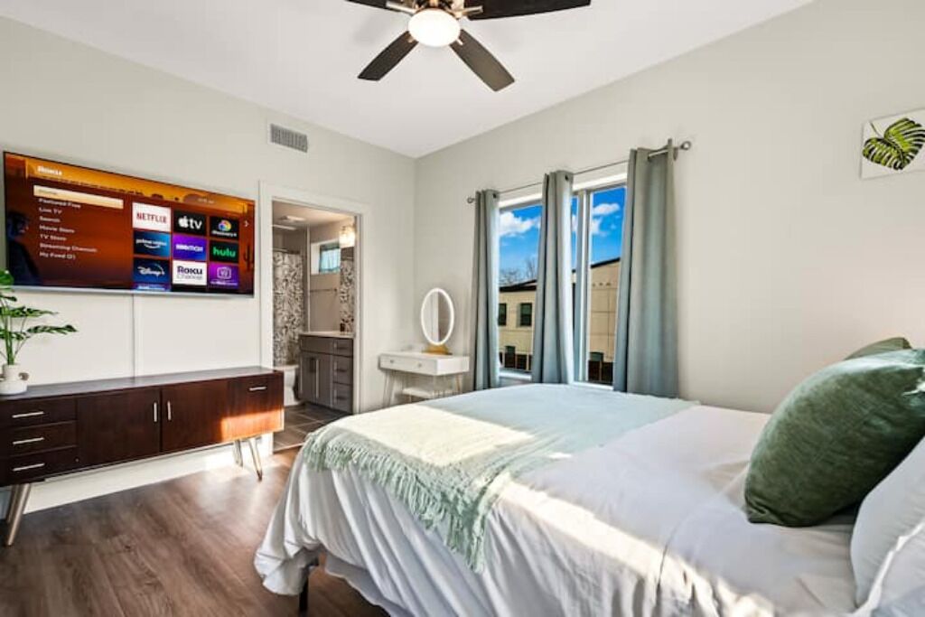 1 bedroom, desk, iron/ironing board, free WiFi