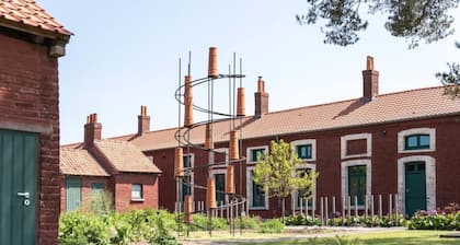 Aux électriciens - 21 Personnes