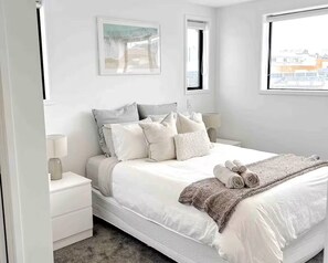 2 bedrooms, iron/ironing board, travel crib, free WiFi