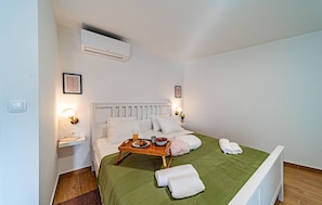 2 bedrooms, travel cot, free WiFi - Beautiful home in Dancanje (Dancanje)