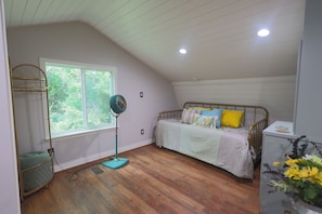 2 bedrooms, WiFi