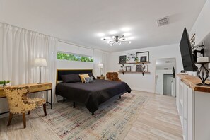 4 Schlafzimmer, Bügeleisen/Bügelbrett, kostenloses WLAN, Bettwäsche