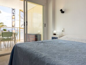 Room - Barcino by Interhome (Salou)