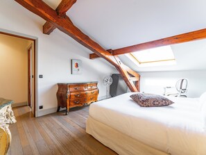 3 bedrooms, iron/ironing board, bed sheets - Beautiful 160m² apartment of 3 bedroom in the heart of Bordeaux City (Bordeaux)