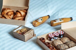 Breakfast meal - Charming Apartment for 4 in Downtown Bordeaux (Bordeaux)