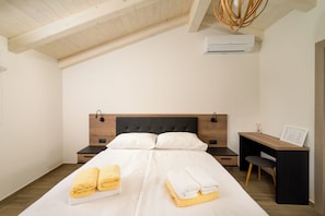 3 bedrooms, Internet
